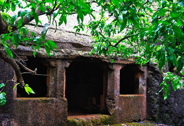 Panhalekaji caves